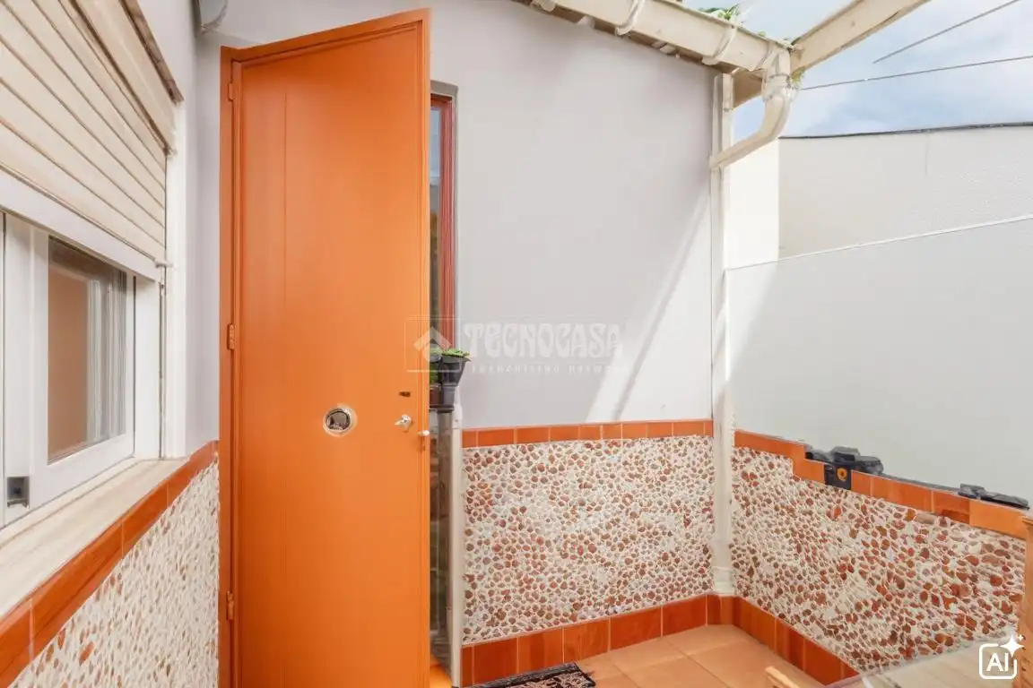 Flat for sale in Angustias - Chana - Encina