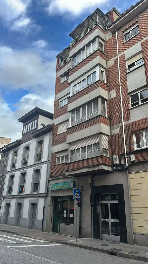 Außenansicht von Wohnung zum Verkauf in Mieres (Asturias) mit Heizung, Terrasse und Schwimmbad
