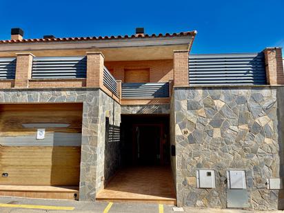 Vista exterior de Casa o xalet en venda en Vinyols i els Arcs amb Calefacció, Terrassa i Traster