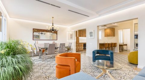 Piso Excelentes de 4 dormitorios en venta en Eixample Derecho, Barcelona