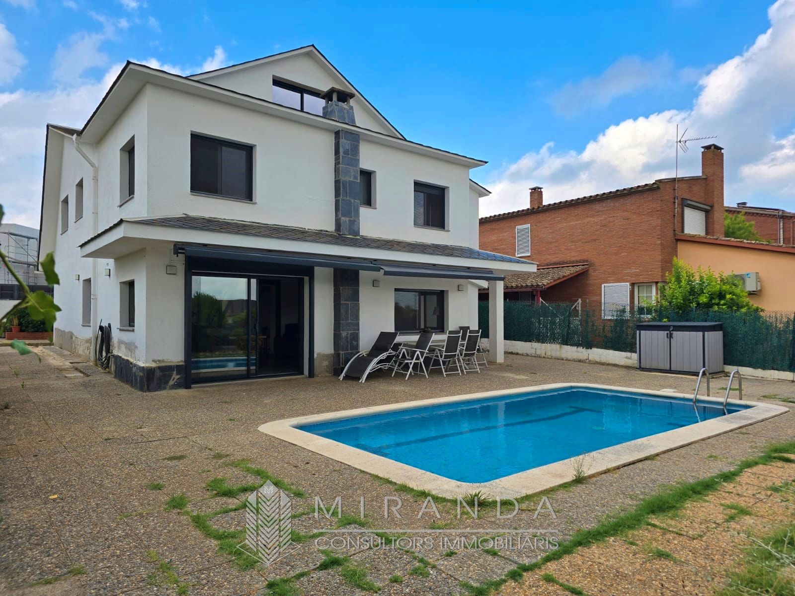 Exterior view of House or chalet for sale in Palau-solità i Plegamans  with Heating, Private garden and Terrace