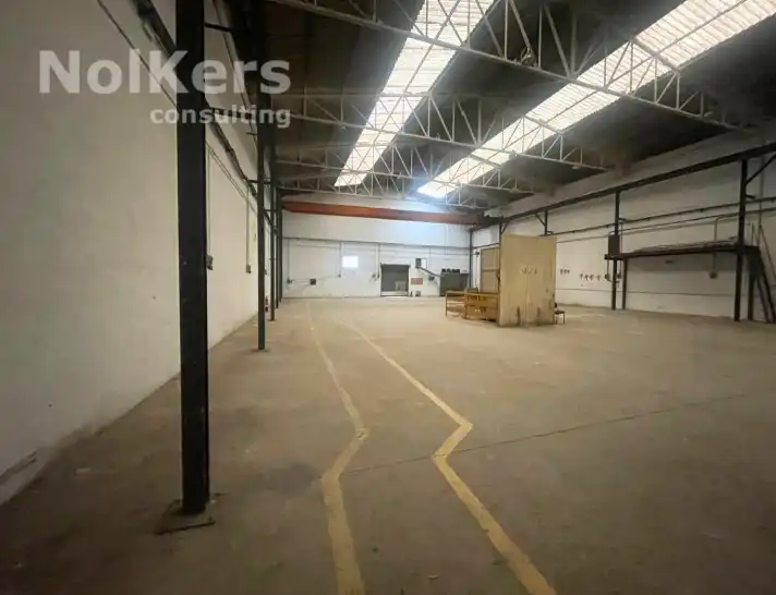Nau industrial de lloguer a Travessía Prat de la Riba, imagen 3