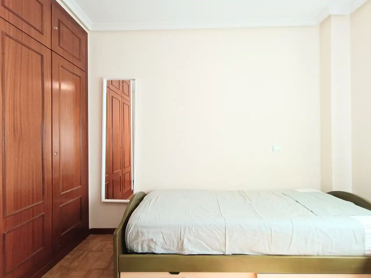 Habitación de Piso de alquiler en Madrid con Aire acondicionado, Calefacción y Parquet