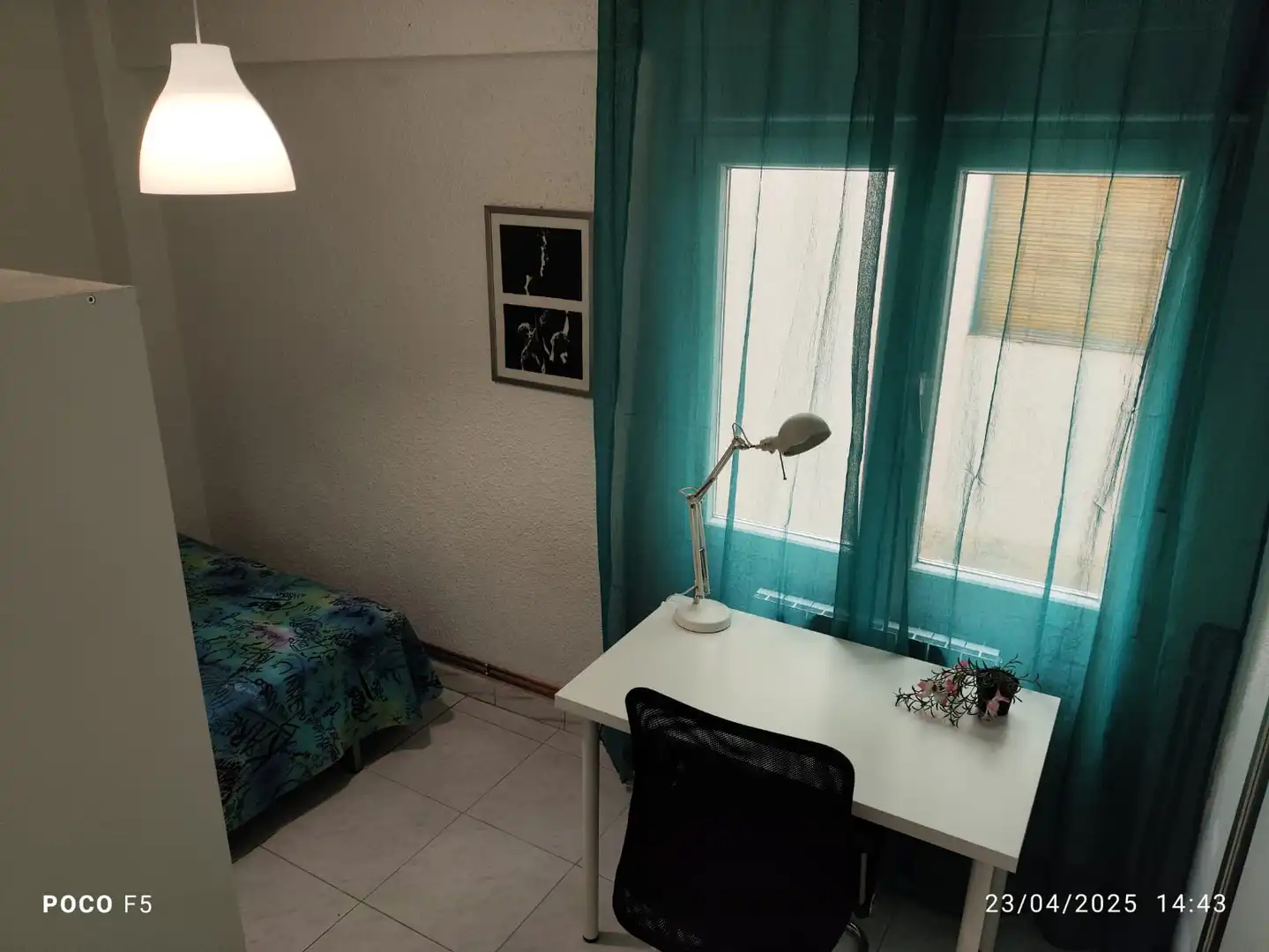 Bedroom of Flat for rent in Zaragoza  with Heating, Parquet flooring and Furnished