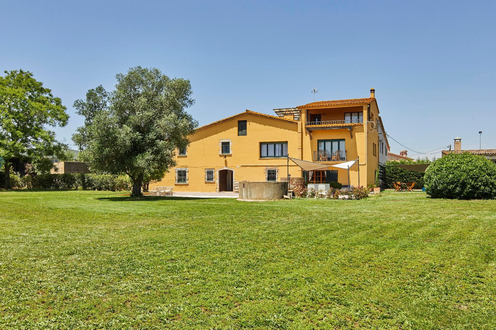 Exterior view of Country house for sale in Cassà de la Selva  with Private garden, Terrace and Storage room