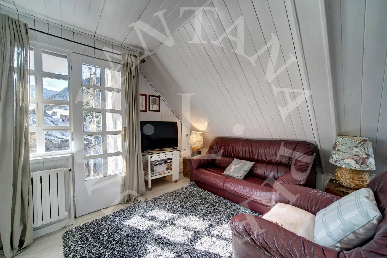 Living room of Houses for sale in Naut Aran  with Heating, Private garden and Parquet flooring