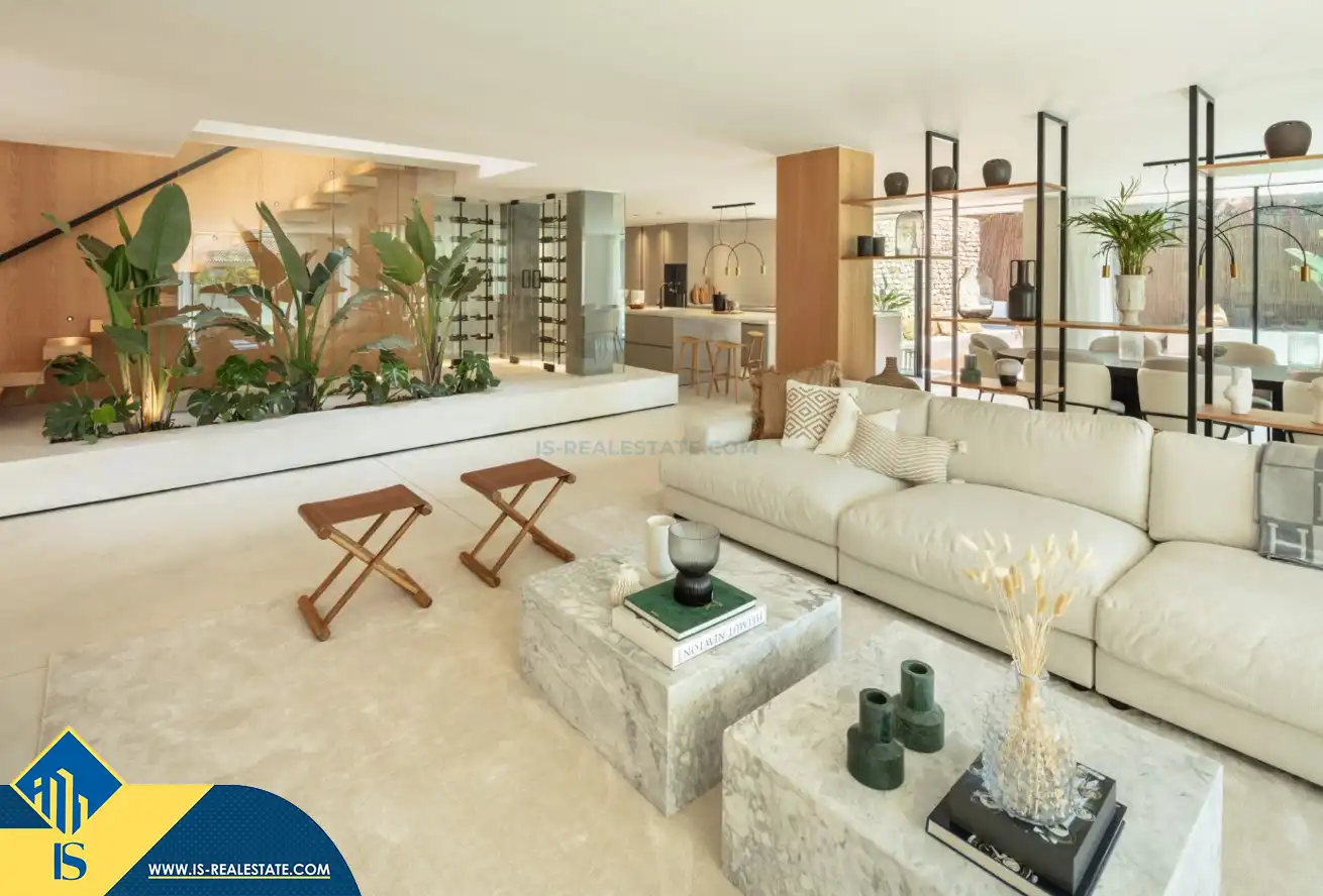 Chalet con piscina en venta en Nueva Andalucía, imagen 4
