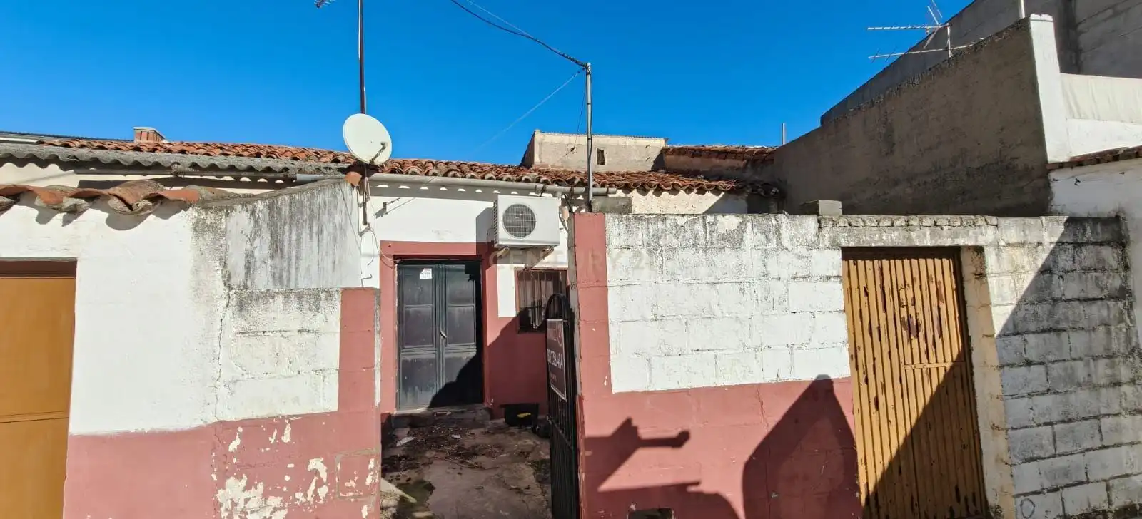 Vista exterior de Casa o chalet en venta en Almoharín