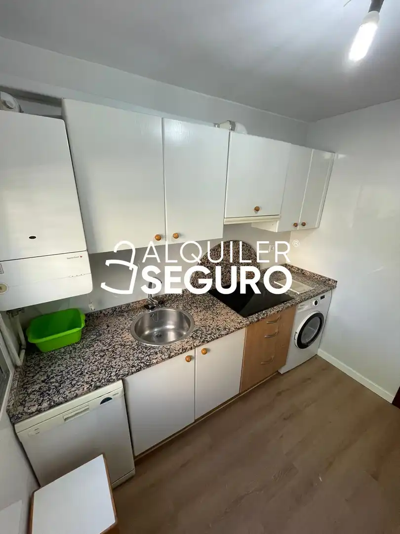 Kitchen of Flat for rent in Madrid  with Heating and Furnished