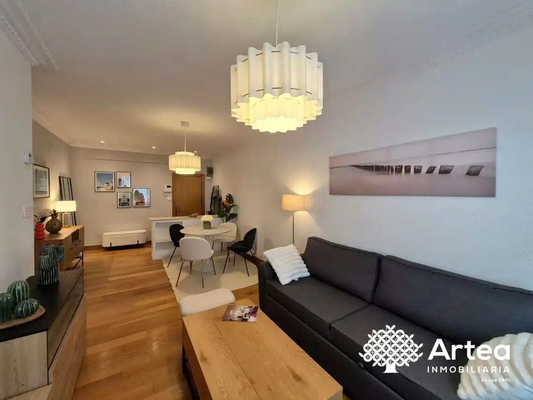 Sala de estar de Piso de alquiler en Bilbao  con Calefacción, Horno y Lavadora