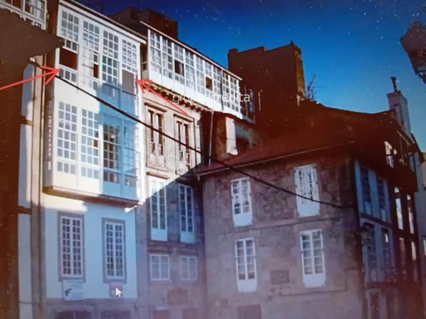 Vista exterior de Pis en venda en Santiago de Compostela  amb Calefacció, Parquet i Terrassa