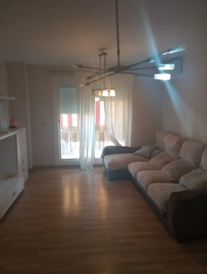 Wohnzimmer von Wohnung zur Miete in La Algaba mit Klimaanlage, Terrasse und Abstellraum