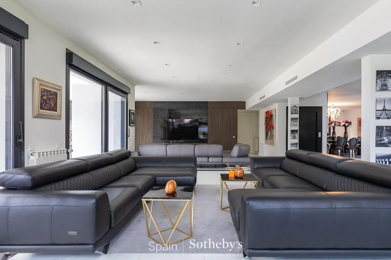 Sala d'estar de Casa o xalet en venda en Madrid amb Aire condicionat, Jardí privat i Terrassa