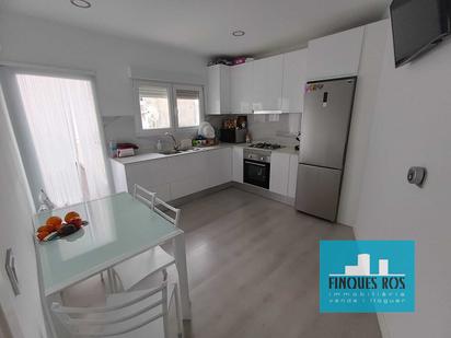 Kitchen of Flat for sale in Vinaròs  with Air Conditioner, Heating and Oven