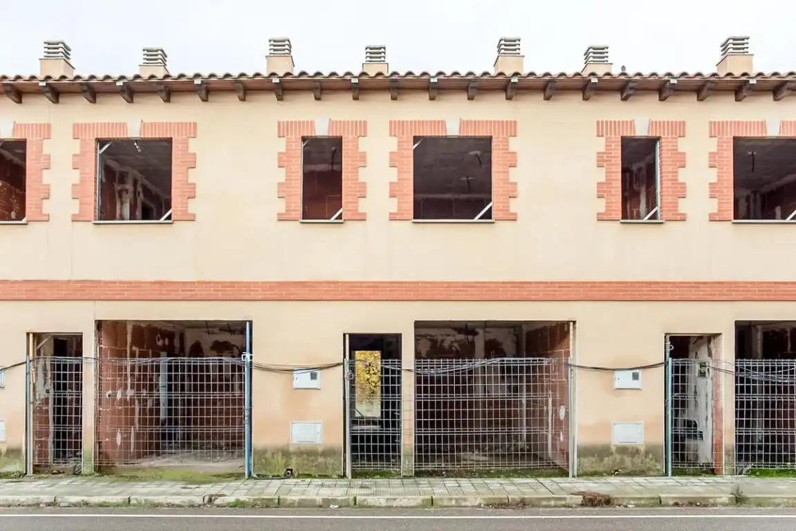 Exterior view of Buildings for sale in Villafáfila
