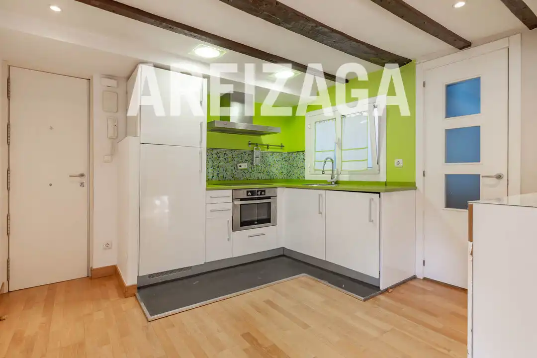 Cocina de Piso en venta en Donostia - San Sebastián  con Calefacción