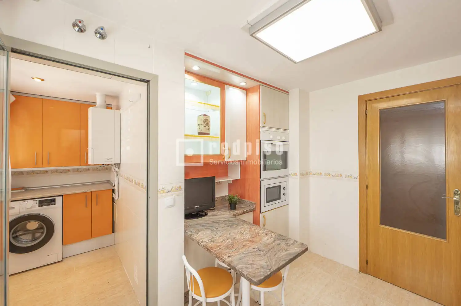 Kitchen of Flat for sale in Pinto  with Air Conditioner, Heating and Terrace