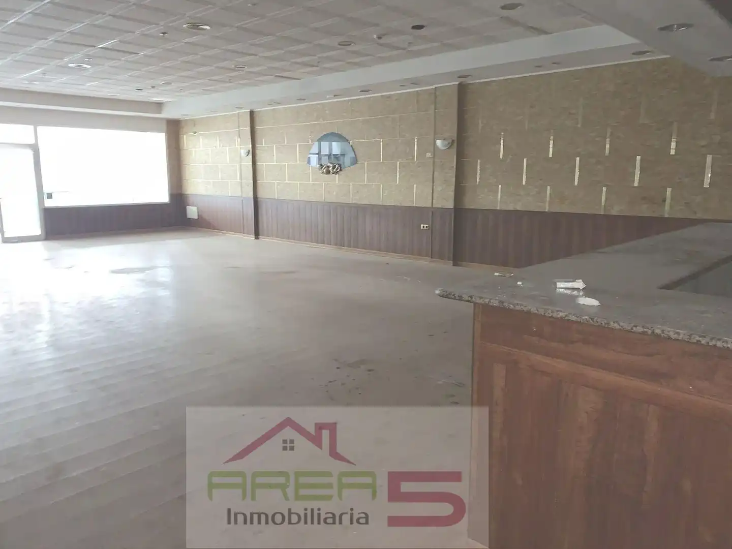 Local comercial en venda a Don Benito