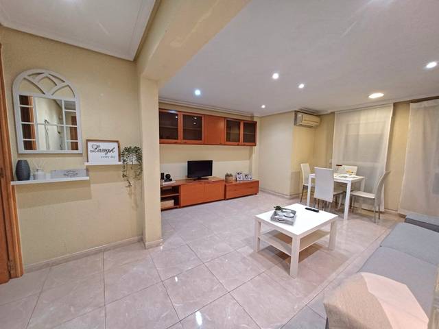 Piso en Alquiler en Carolinas Altas