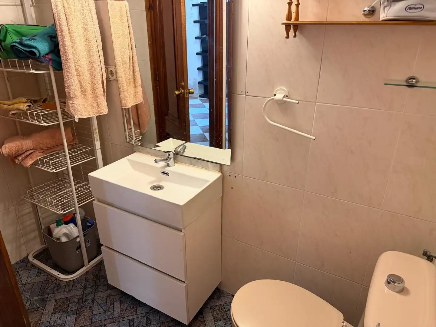 Bany de Pis en venda en Torremolinos amb Alarma i Piscina comunitària