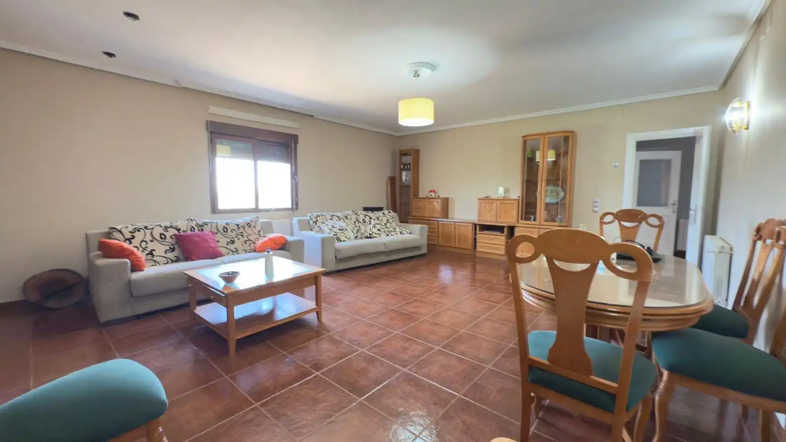 Wohnzimmer von Residential zum Verkauf in Majadas