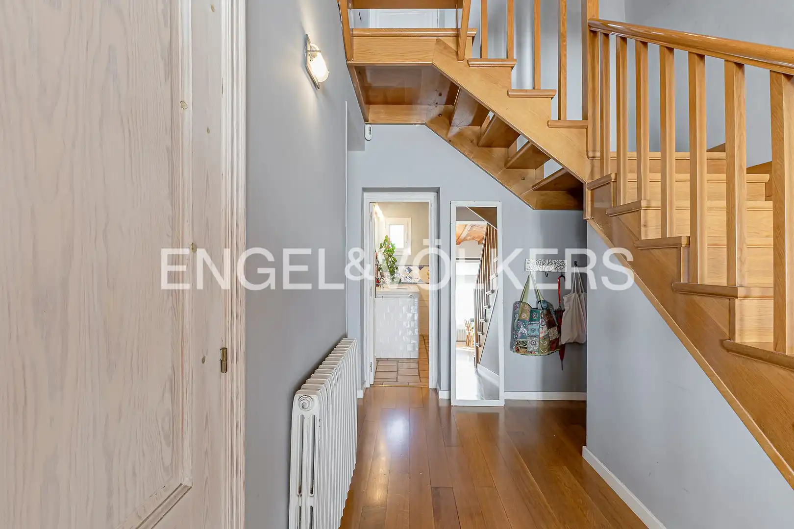 Duplexes for sale in Barcelona  with Air Conditioner, Heating and Private garden