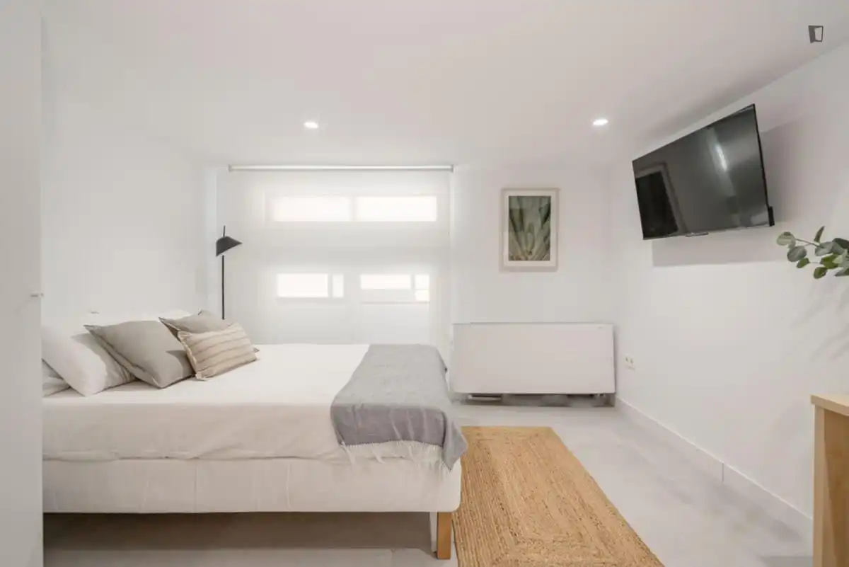 Studio to rent in Usera