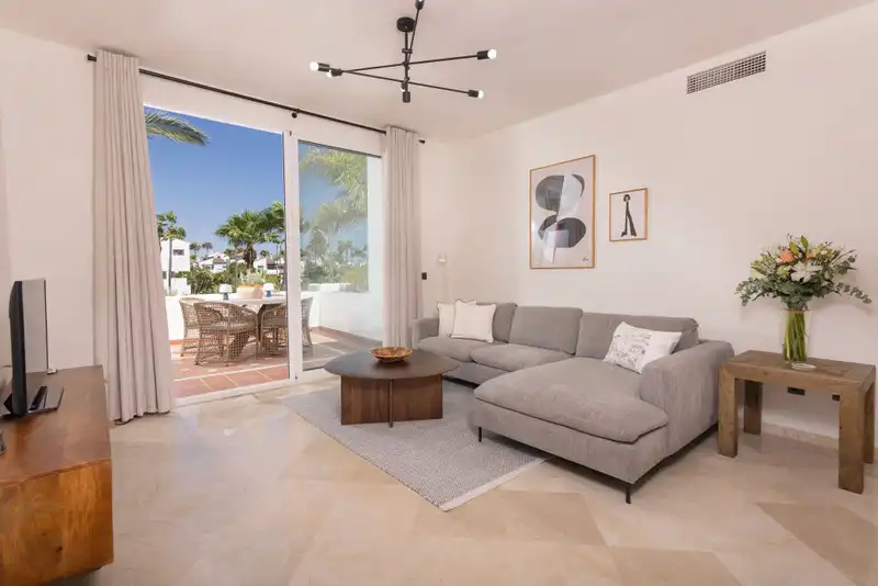 Àtic amb piscina en venda a Estepona Pueblo, imagen 5