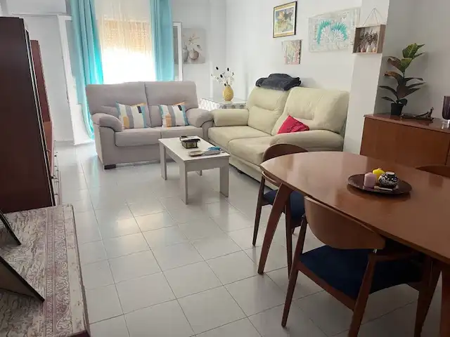 Sala d'estar de Pis en venda en Vejer de la Frontera amb Moblat