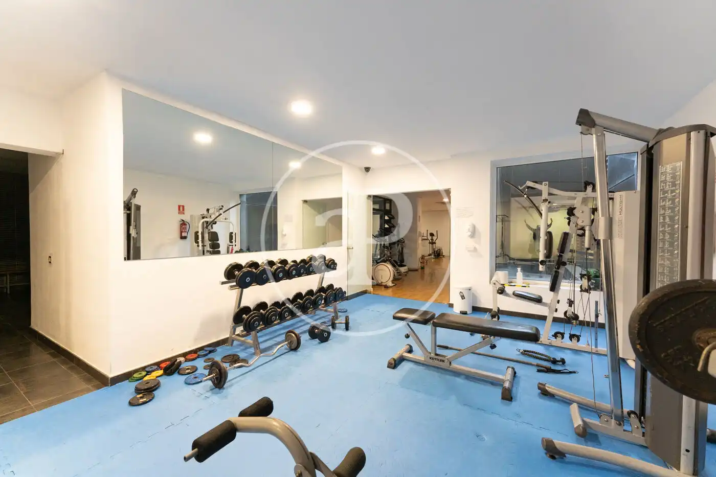 Flat for sale in Madrid  with Air Conditioner, Heating and Private garden
