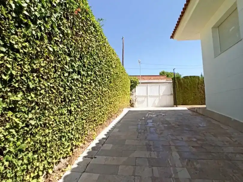 Vista exterior de Casa o xalet en venda en Caravaca de la Cruz amb Aire condicionat, Piscina i Balcó