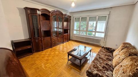 Photo 2 of Flat for sale in  Fuertes Acevedo, 64, Buenavista, Oviedo