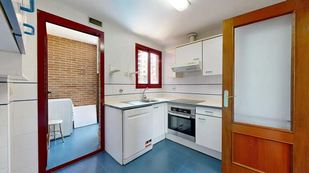 Kitchen of Flat for rent in Madrid  with Air Conditioner, Heating and Private garden