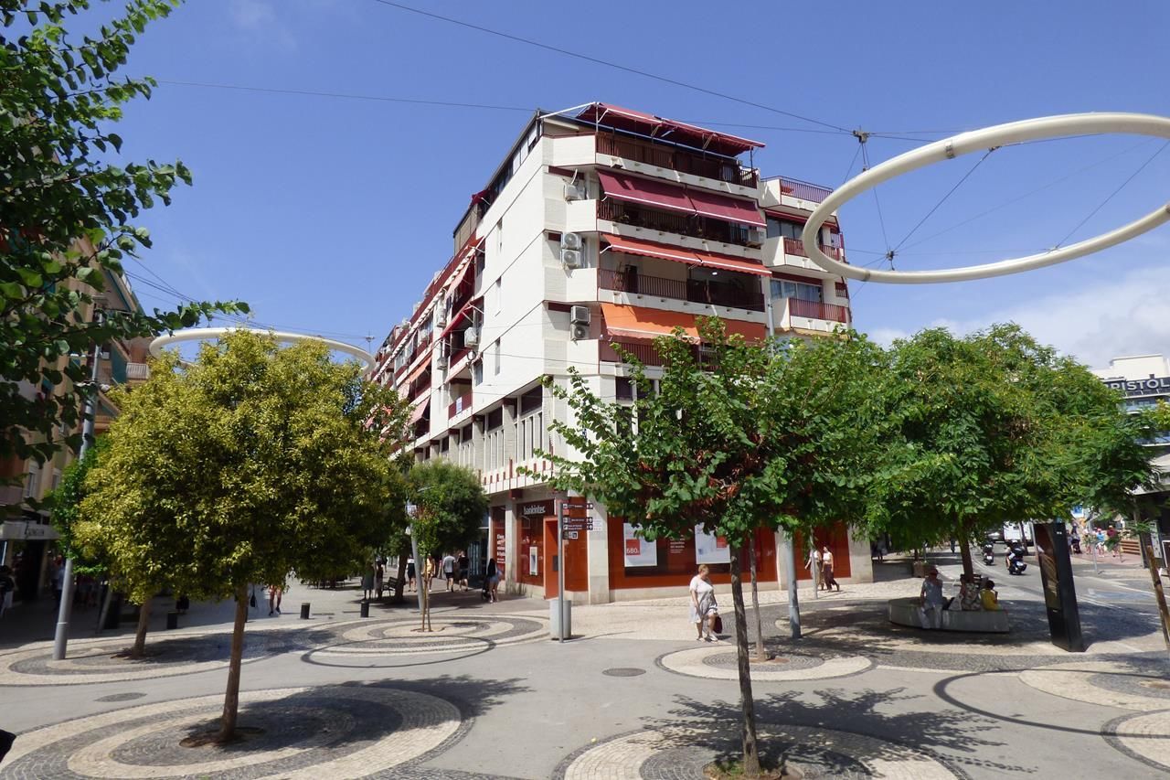 Vista exterior de Apartamento en venta en Benidorm con Aire acondicionado, Terraza y Amueblado