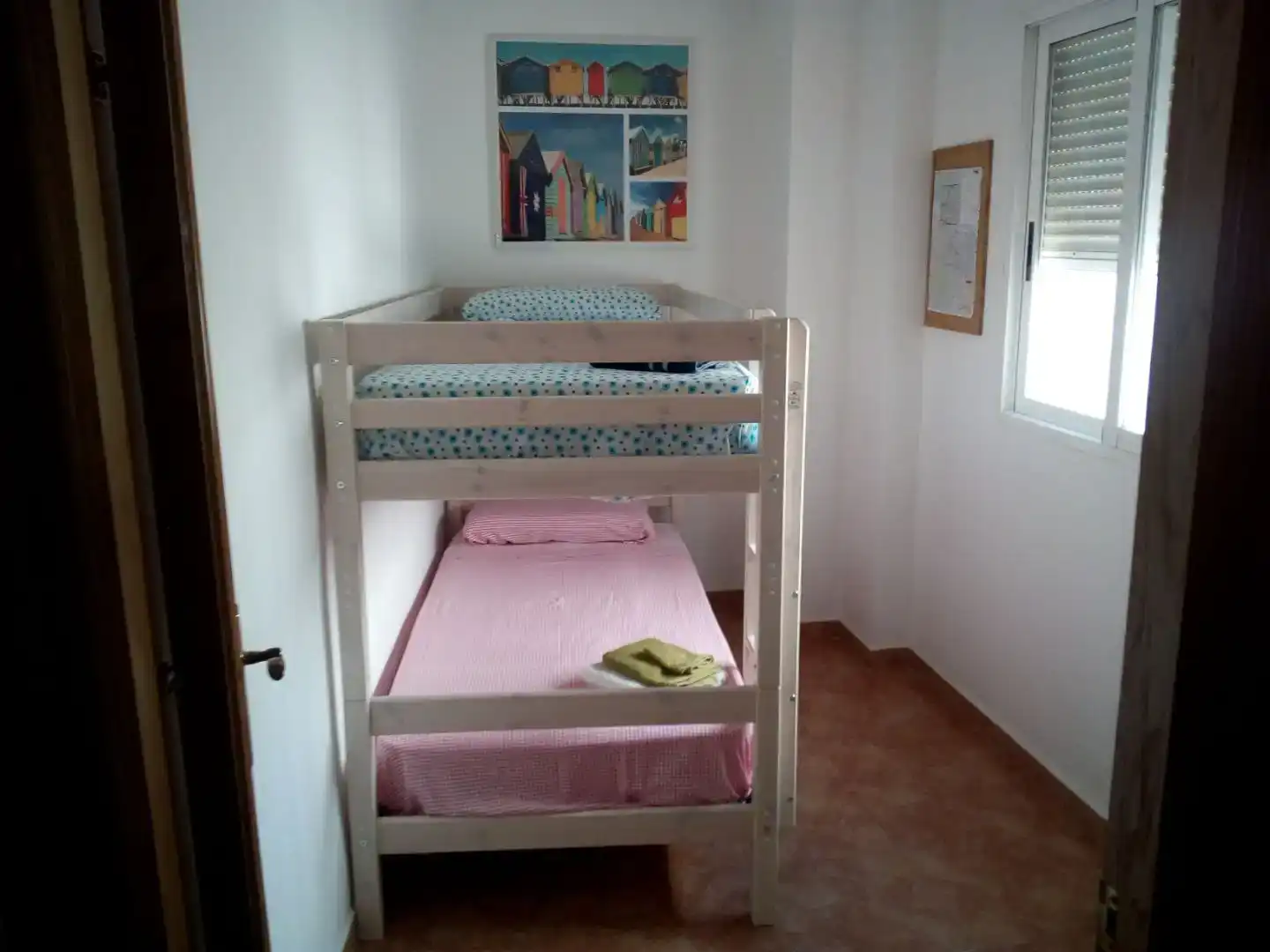 Schlafzimmer von Dachboden zur Miete in Gandia mit Klimaanlage, Möbliert und Balkon
