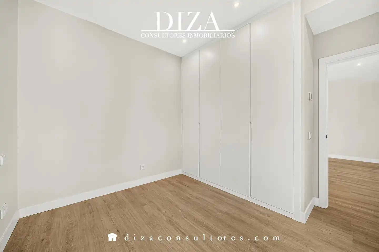 Flat for rent in Calle de Ibiza, Ibiza de Madrid