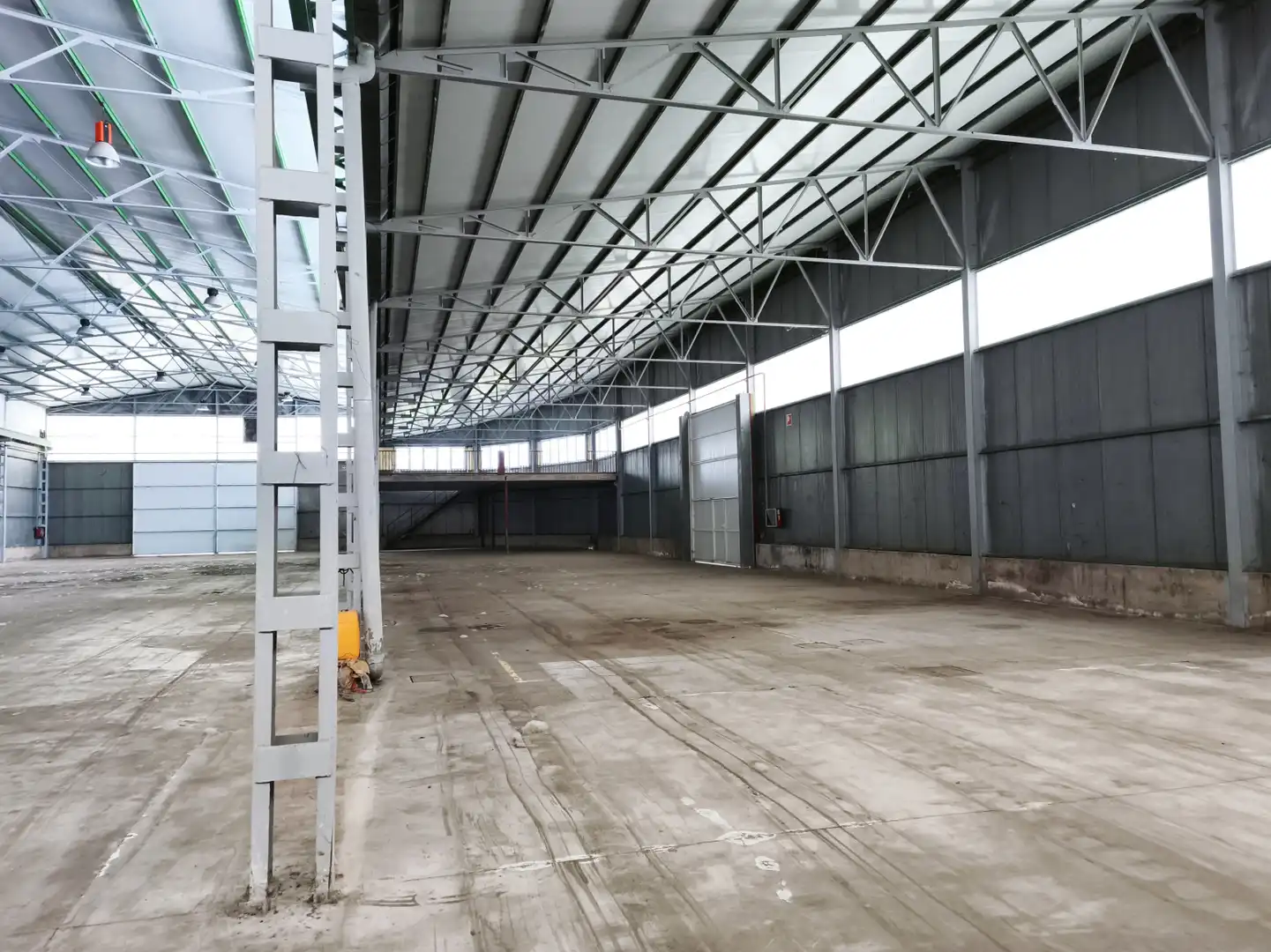 Industriegebäude zum Verkauf in La Portalada - Varea, imagen 4