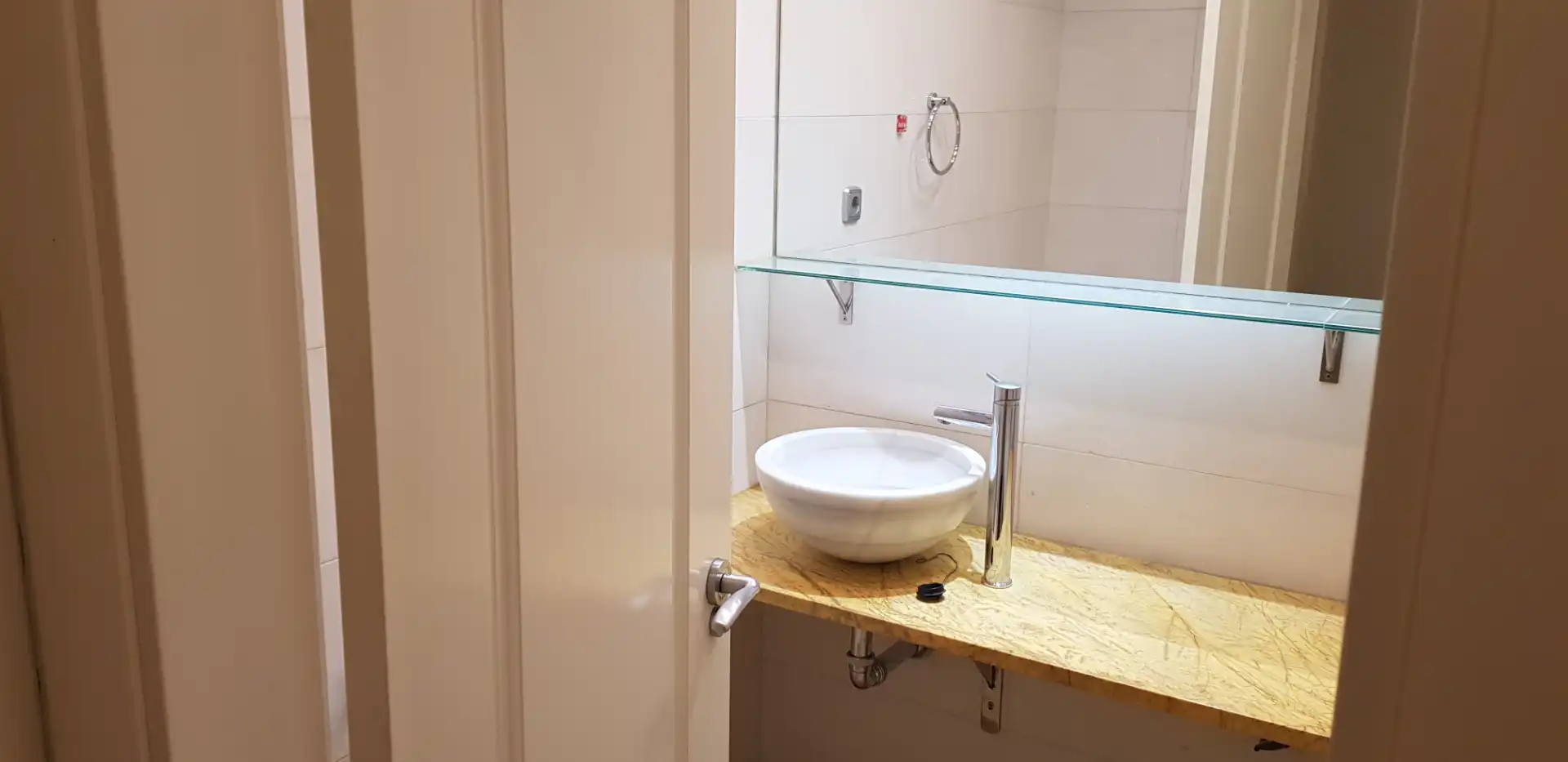 Bathroom of Flat for rent in León Capital   with Heating, Furnished and Oven
