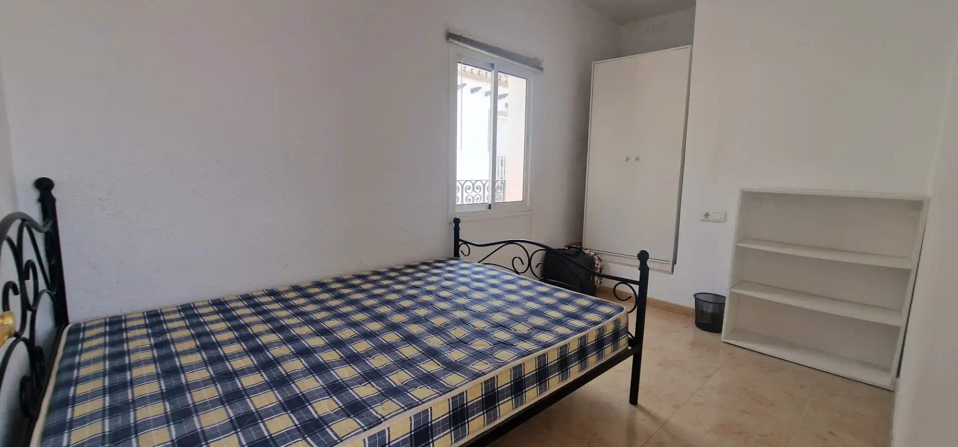 Dormitori de Casa adosada en venda en Alhaurín El Grande amb Terrassa i Traster