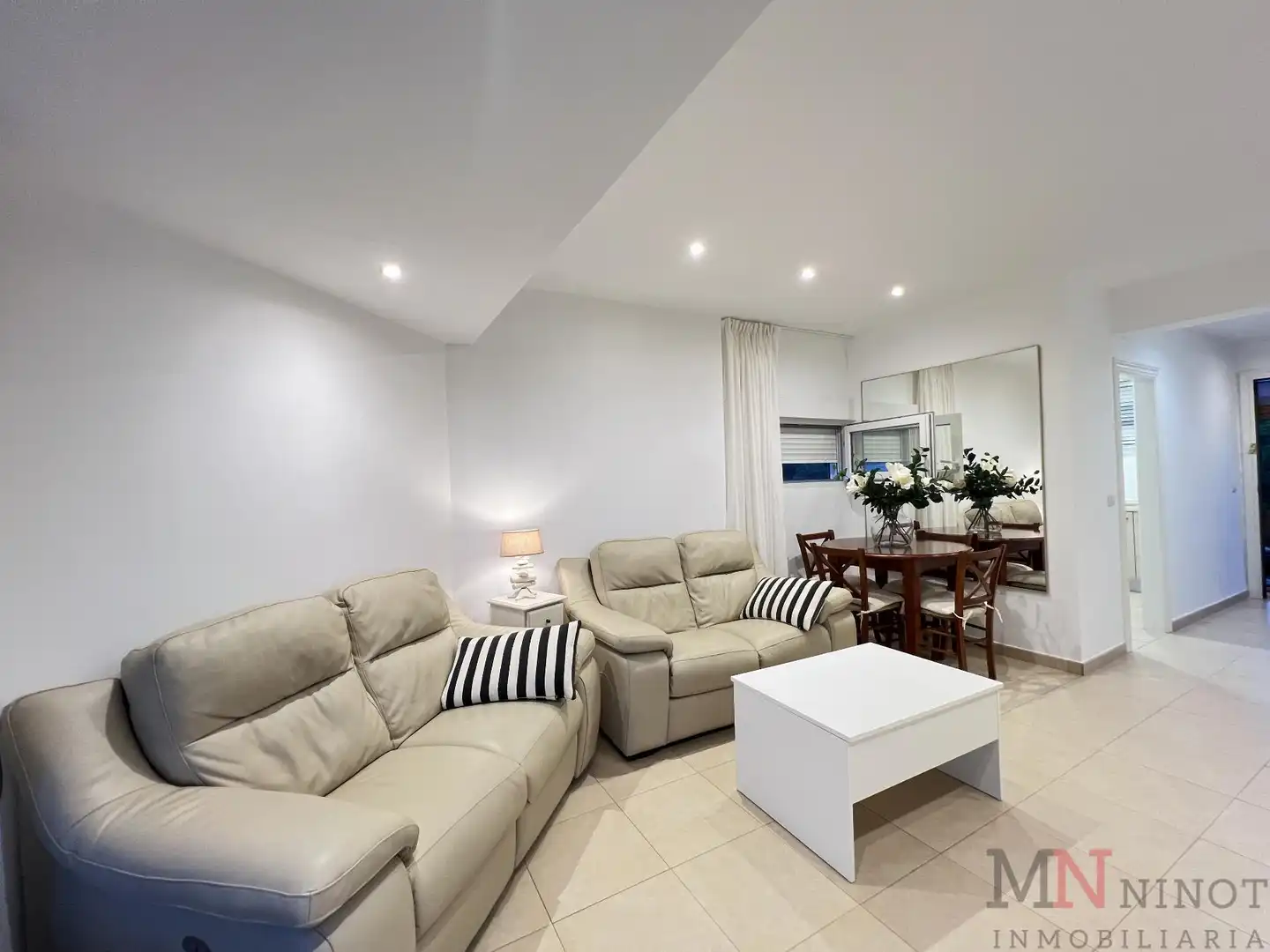 Sala d'estar de Apartament en venda en Castellón de la Plana / Castelló de la Plana amb Aire condicionat, Calefacció i Terrassa