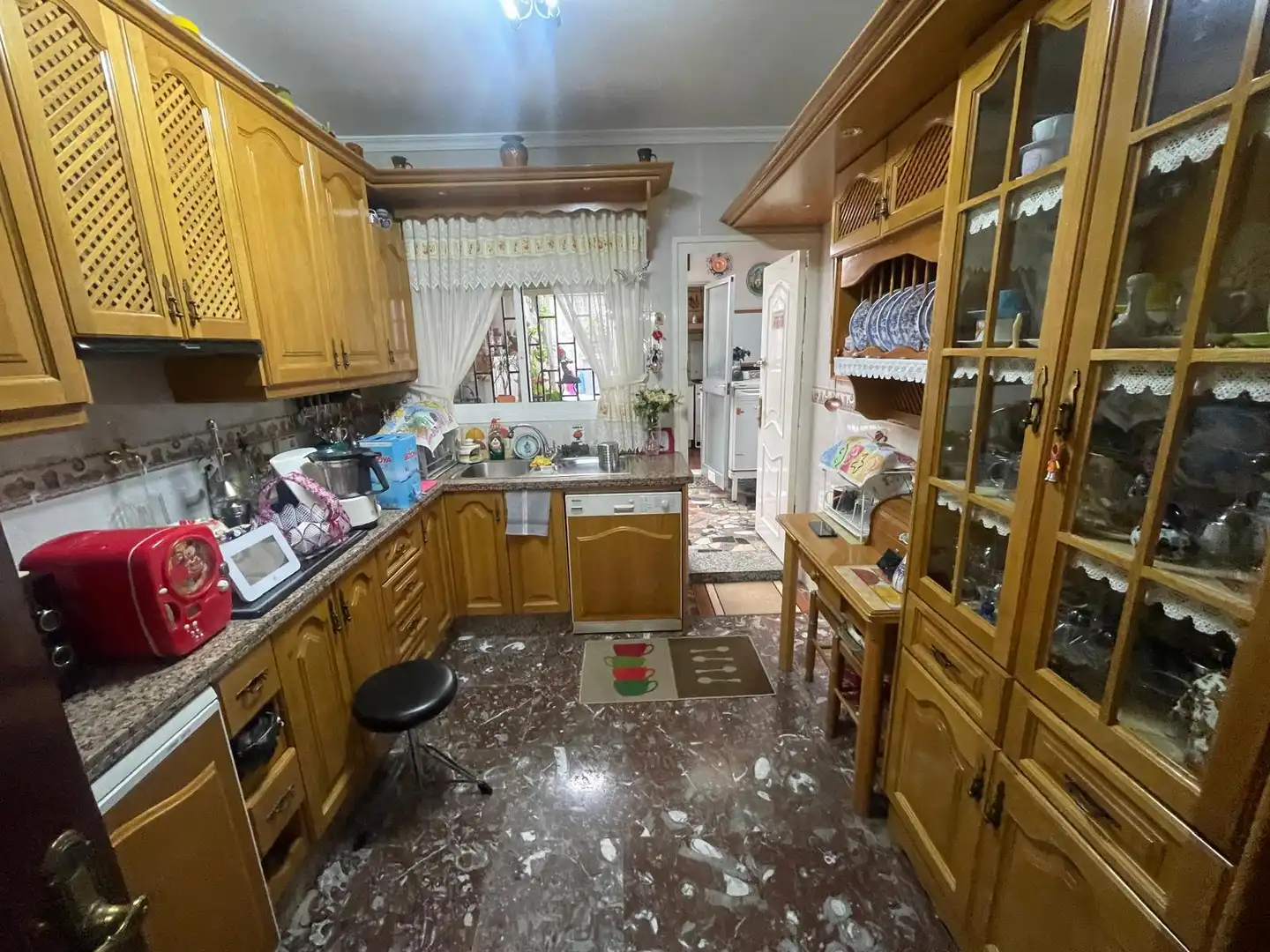 Kitchen of Detached homes for sale in Málaga  with Air Conditioner, Terrace and Balcony