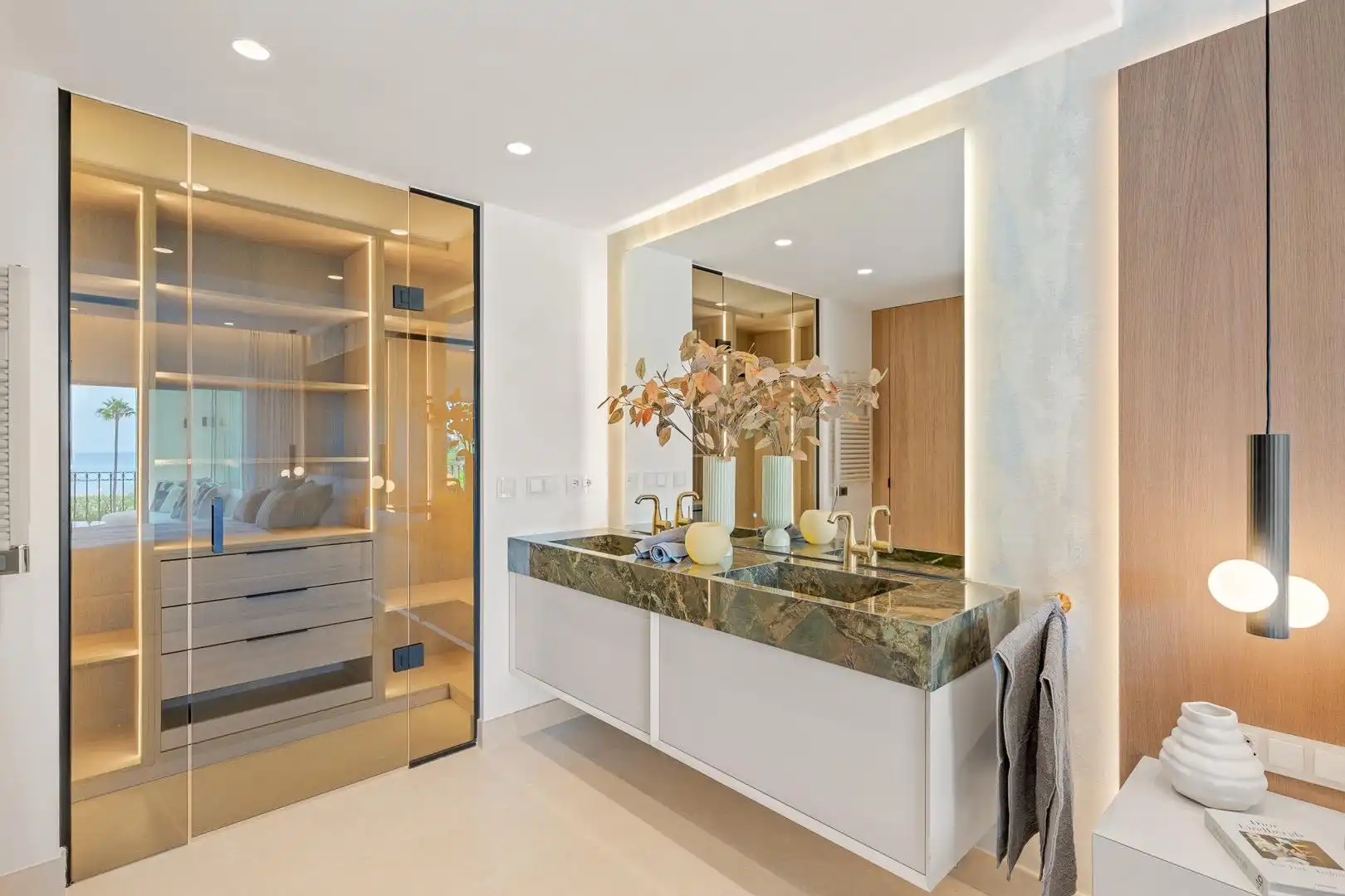 Bathroom of Apartments for sale in Estepona  with Air Conditioner, Terrace and Storage room