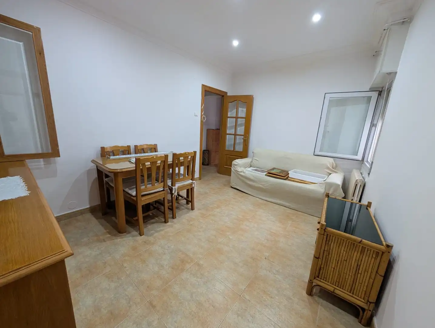 Sala d'estar de Pis de lloguer en Santander amb Calefacció, Moblat i Forn
