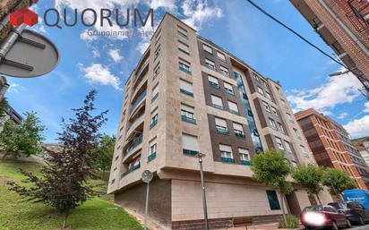 Außenansicht von Wohnung zum verkauf in Barakaldo  mit Terrasse