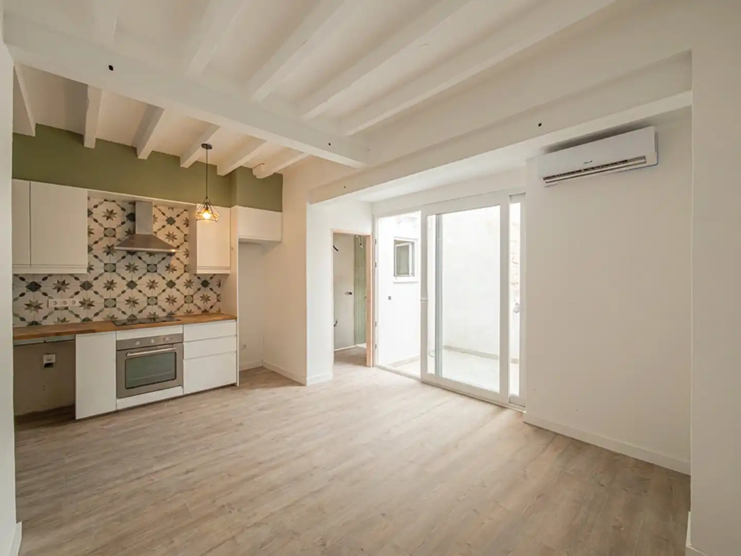 Cuina de Planta baixa en venda en Maó - Mahón amb Aire condicionat, Calefacció i Terrassa
