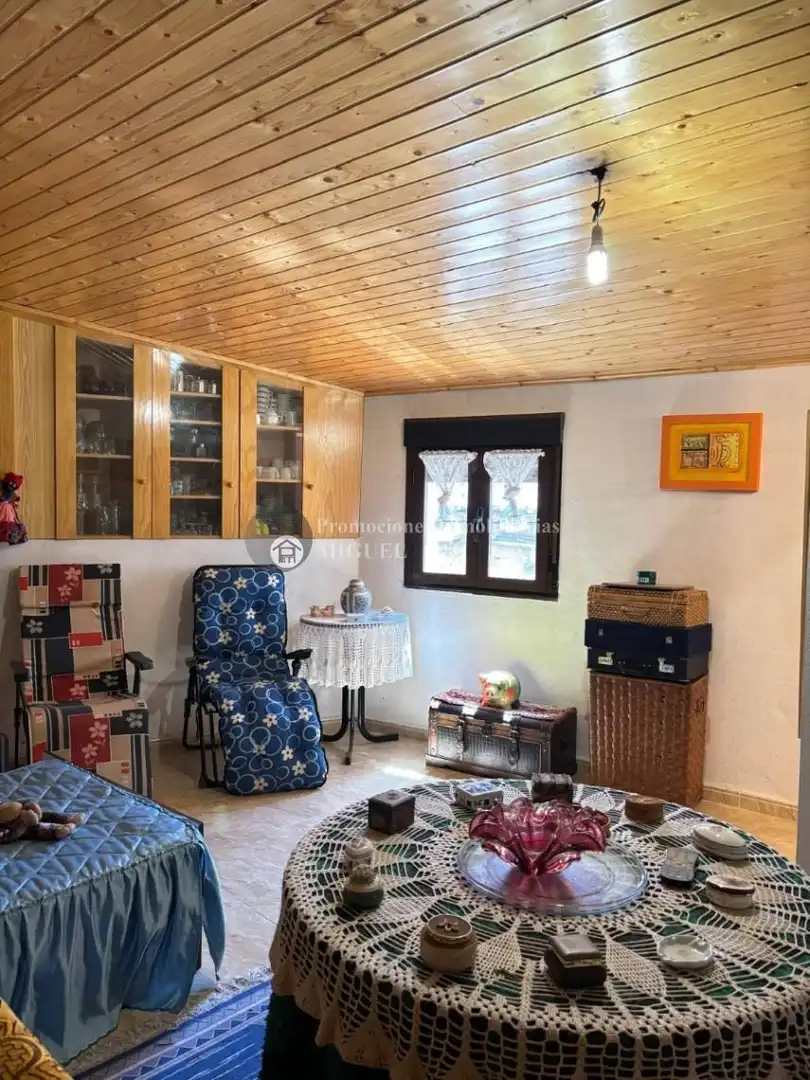 Sala de estar de Casa o chalet en venta en Monterrei con Calefacción y Terraza