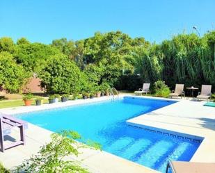 Swimming pool of House or chalet for sale in Chiclana de la Frontera  with Air Conditioner, Heating and Terrace