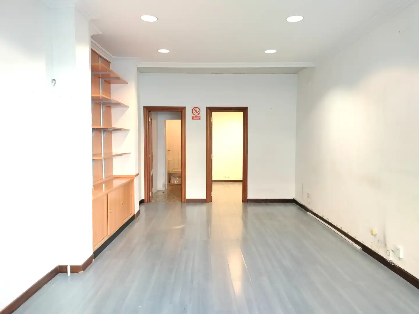 Gewerbefläche zum Verkauf in Calle del Arca Real 28