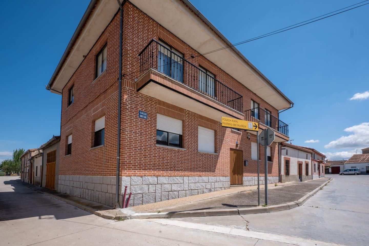 Exterior view of House or chalet for sale in Velayos  with Heating, Terrace and Storage room