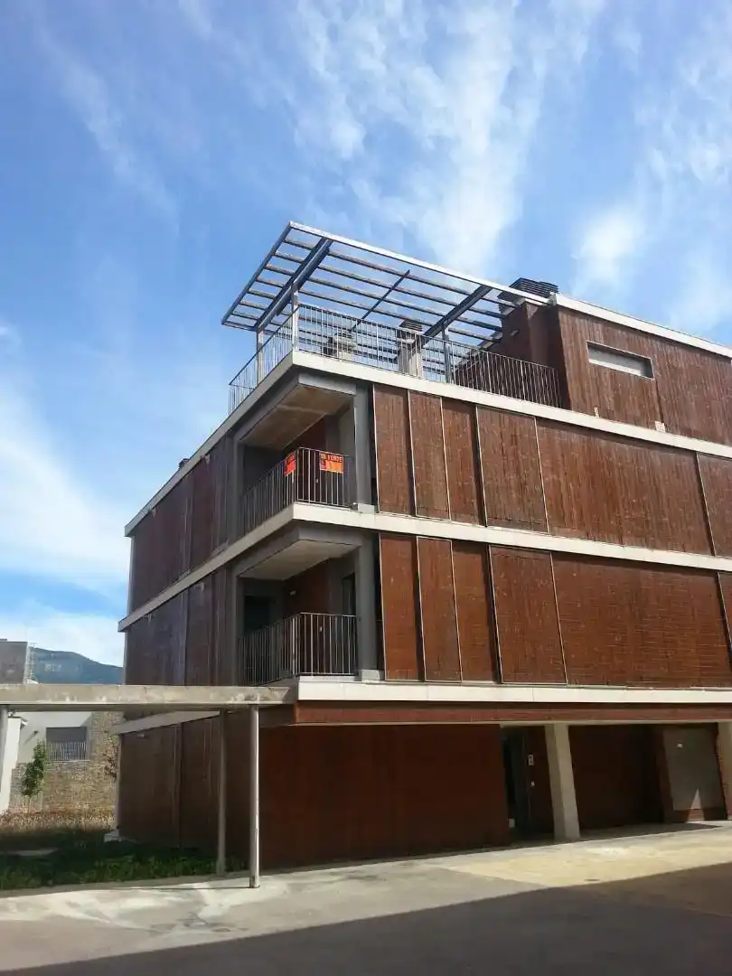 Vista exterior de Dúplex en venta en Biescas con Parquet, Trastero y Piscina